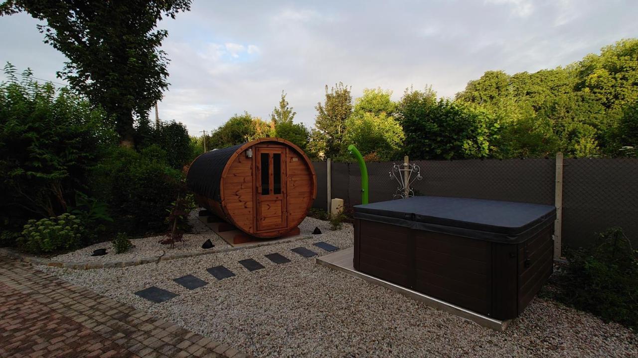 Le Manoir De Louviers Apartment Екстериор снимка